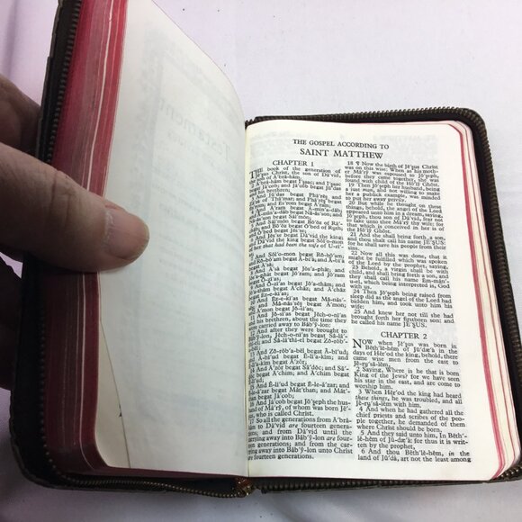 Holy Bible Illustrated KJV Self-Pronouncing Edition Zippered World Pub Vintage - Picture 14 of 15